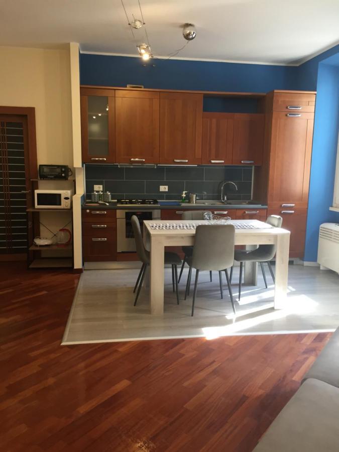 Rosy Apartment ローマ エクステリア 写真