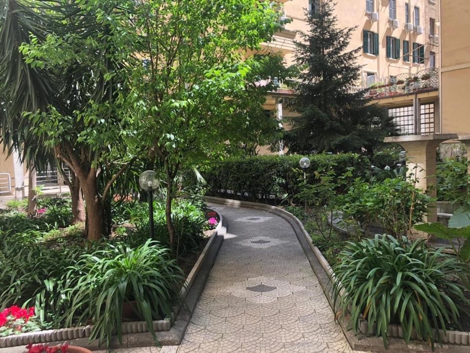 Rosy Apartment ローマ エクステリア 写真